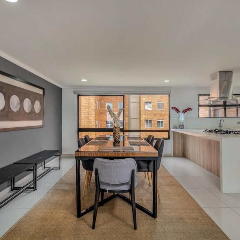 Luxury 4BR Near Provenza with Amazing Views - Apartment - 14