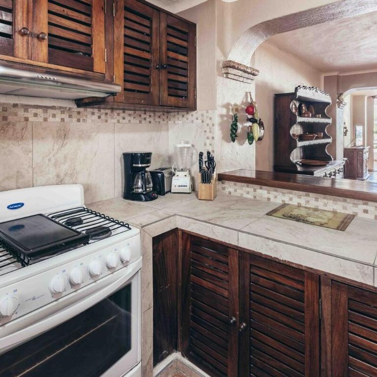 Ocean view 2Br Condo-Balcony-Beach-Pool - 206 - Casa - 32