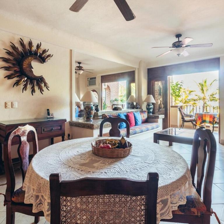 Ocean view 1Br Condo-Balcony-Beach-Pool - 301 - Vacation Home - 30