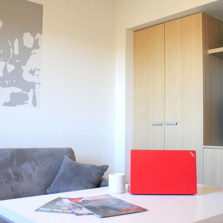 ibis Styles Toulouse Nord Sesquieres - Suite Familiar Estándar con 1 cama doble y sofá - 6
