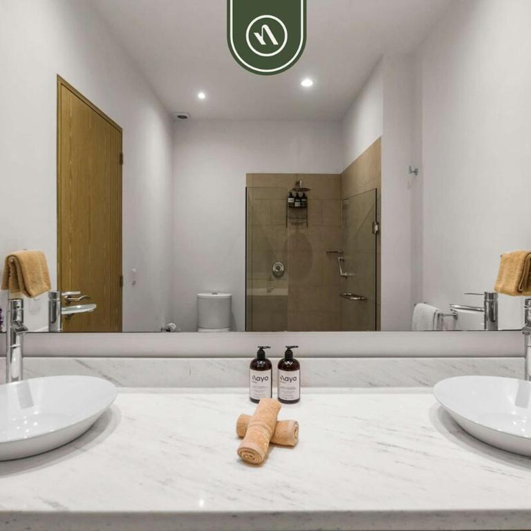 Amazing 2 BR Condo in Romantic Zone - Rooftop Pool - Casa - 32