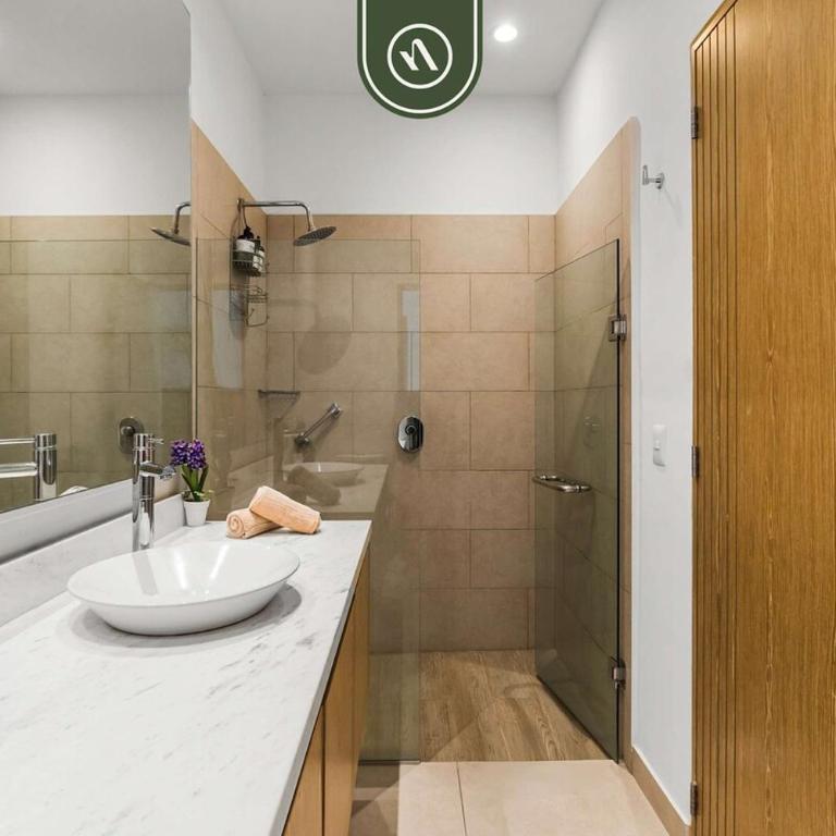 Amazing 2 BR Condo in Romantic Zone - Rooftop Pool - Casa - 38