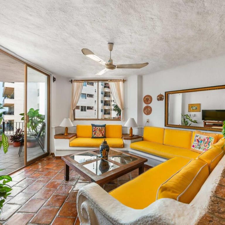 Ocean view 2Br Condo-Balcony-Beach-Pool - 305 - Casa - 29
