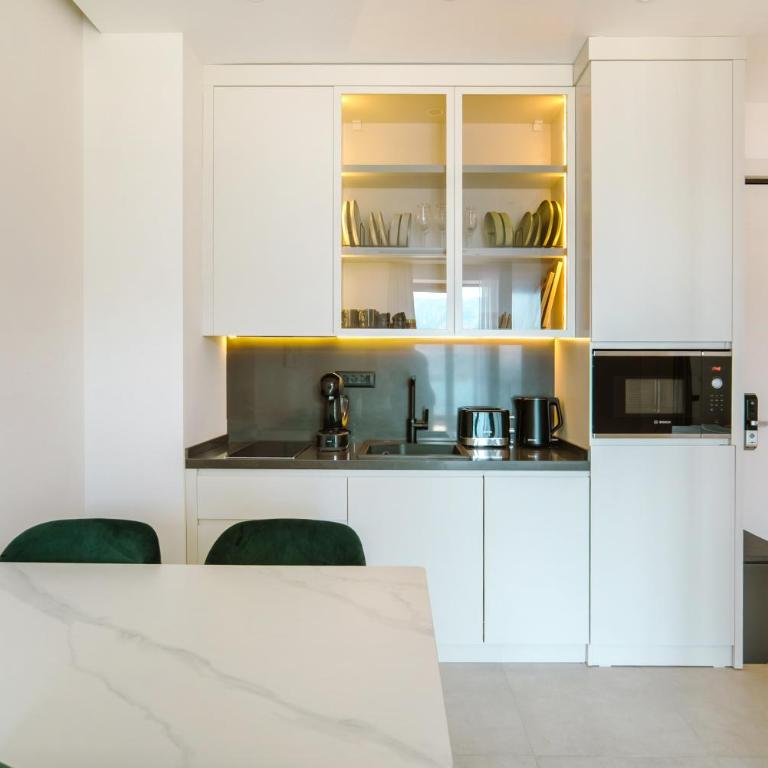 ZOA Seaview Apartment - One-Bedroom Apartment - 13