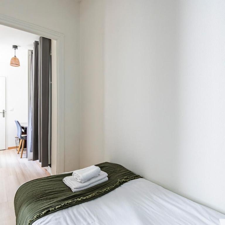 Pentagone 4 Reims - Two-Bedroom Apartment - 9
