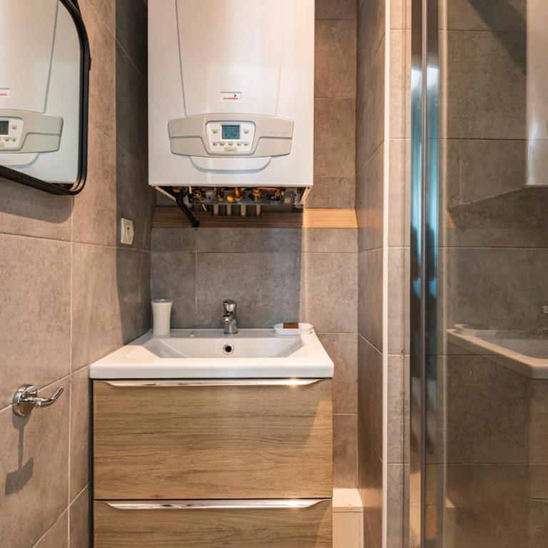 Pentagone 4 Reims - Two-Bedroom Apartment - 16
