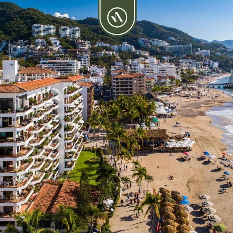 Oceanview 2BR Condo - Romantic Zone - Rooftop Pool - Vacation Home - 7