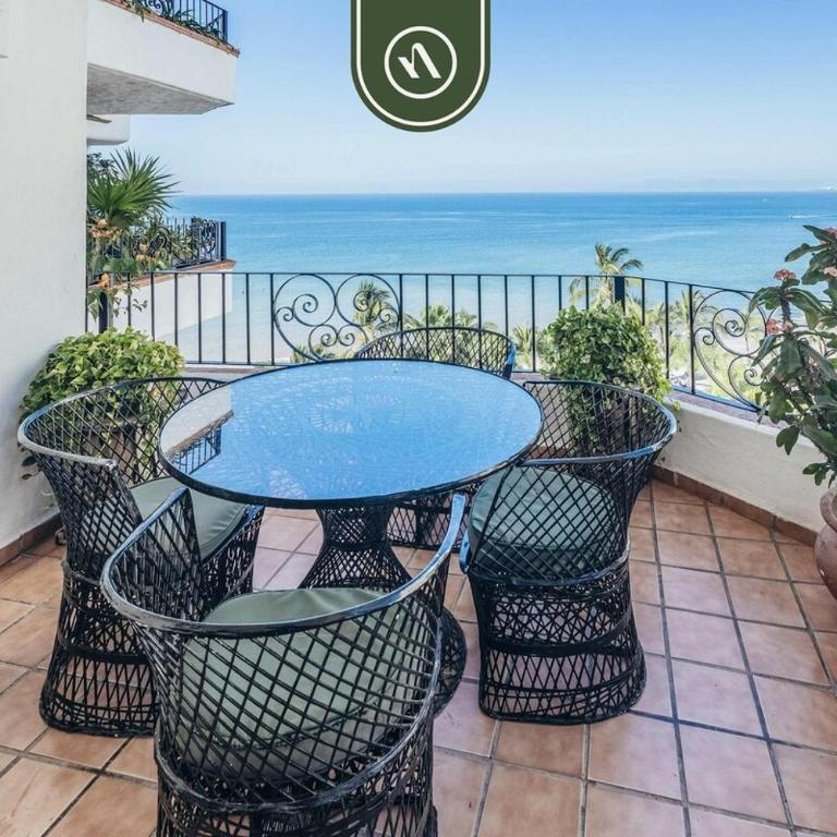 Oceanview 2BR Condo - Romantic Zone - Rooftop Pool - Vacation Home - 18