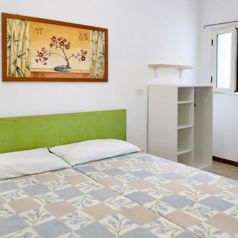 Camping Vieste Marina - Bungalow con 2 Camere da Letto - 3