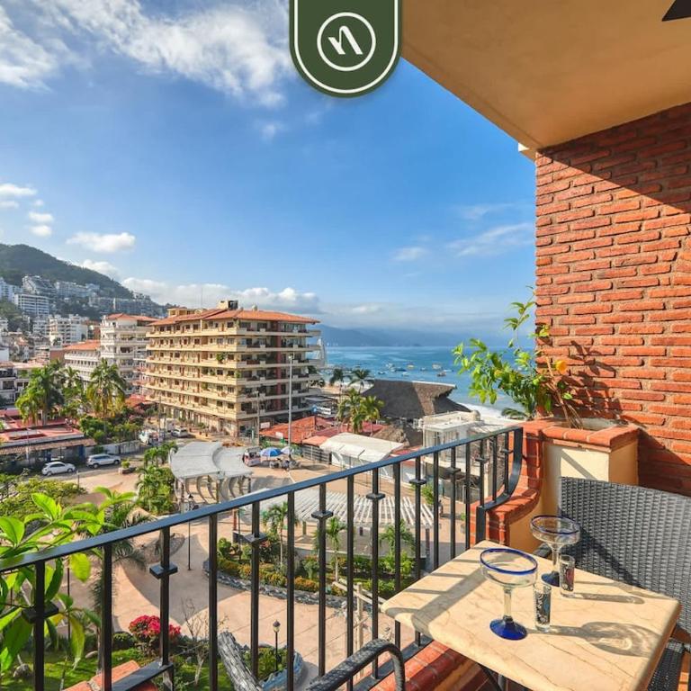 Ocean View 1Br Condo-Balcony-Beach-Pool - 606 - Vacation Home - 1