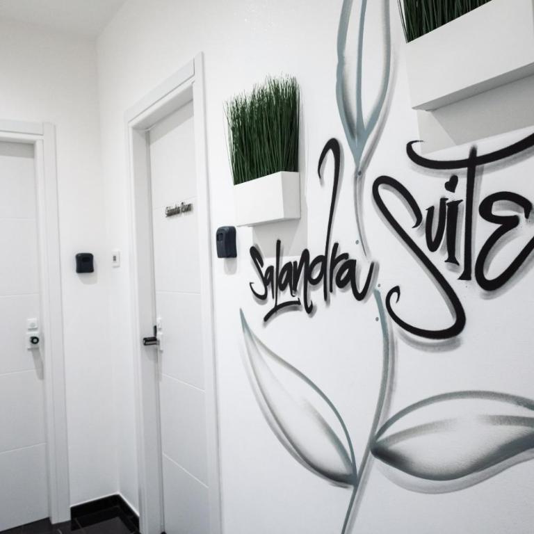 Salandra Suite- Bari Policlinico - Deluxe Room con idromassaggio - 2