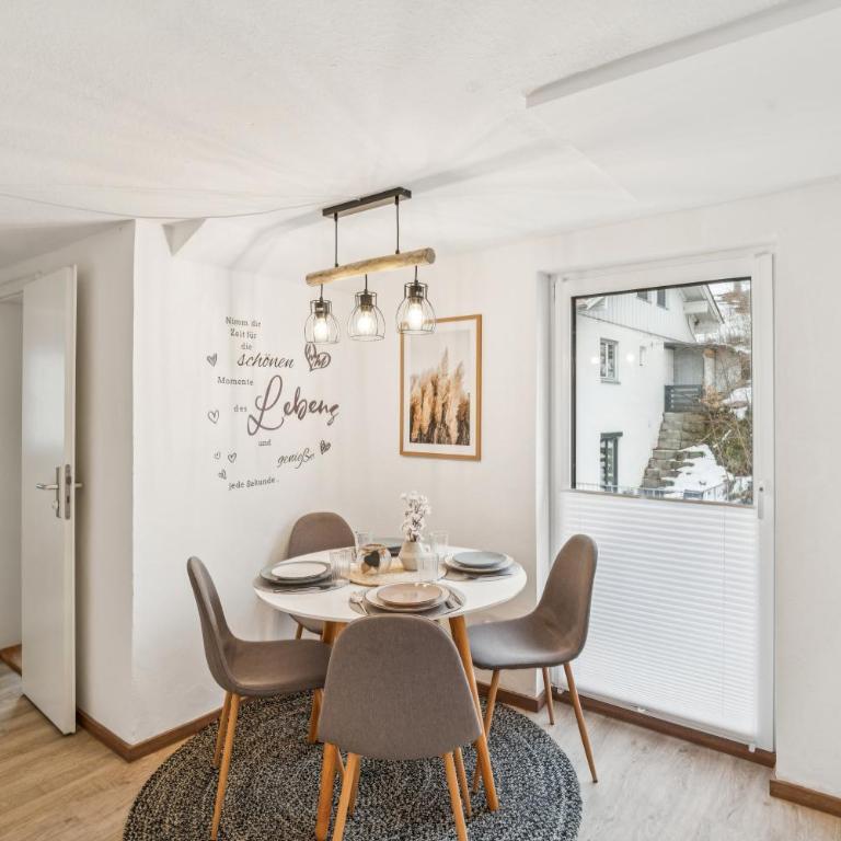 AlpenApartment für 4 in Blaichach I Familienfreundlich, Modern & Ruhig - Apartment mit schöner Aussicht - 4