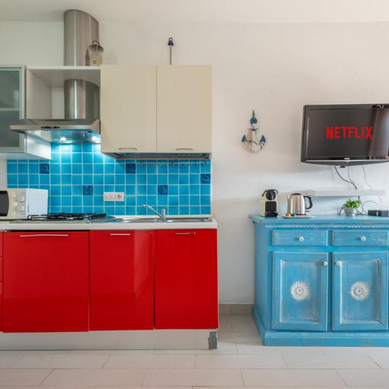 Family Villa - 3 minuti dal Mare e Giardino Privato - Villa con 2 Camere da Letto - 4