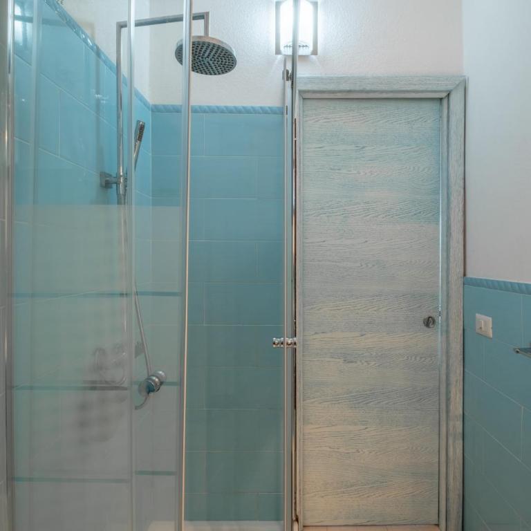 Family Villa - 3 minuti dal Mare e Giardino Privato - Villa con 2 Camere da Letto - 24