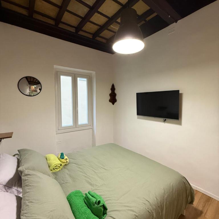 Arte & Piante Vintage - Appartamento con 2 Camere da Letto - 2