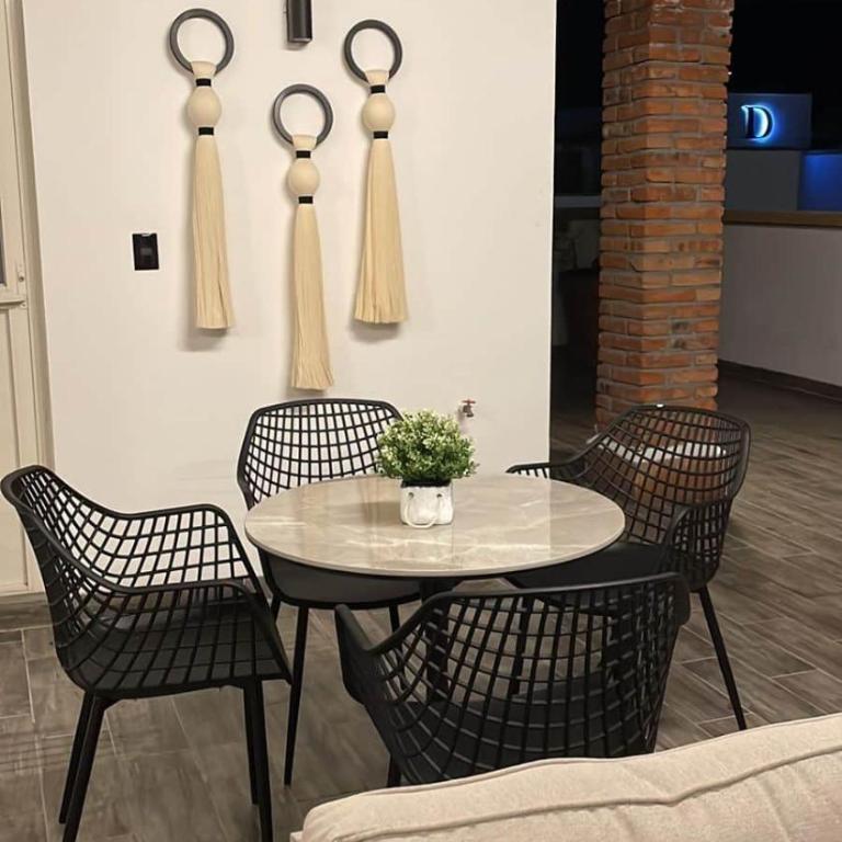 San Miguel Allende Apto 24 - Apartamento de 2 dormitorios con balcón - 93