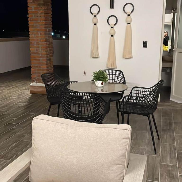 San Miguel Allende Apto 13 - Apartamento de 2 dormitorios con balcón - 94