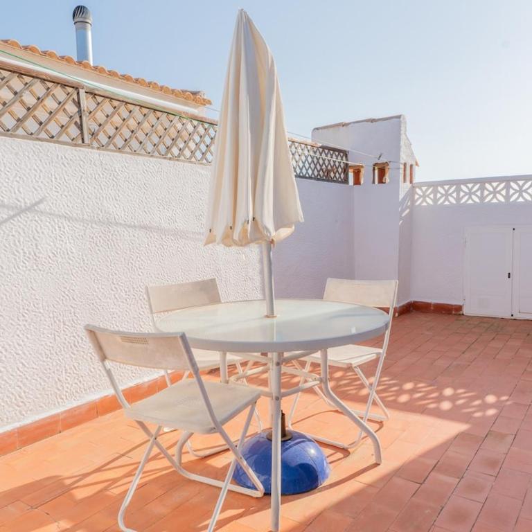 First line Gran Alacant First line Beach - Two-Bedroom Apartment - 24