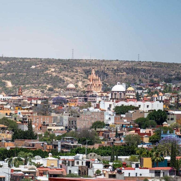 San Miguel Allende Apto 20 - Apartamento de 2 dormitorios con balcón - 54