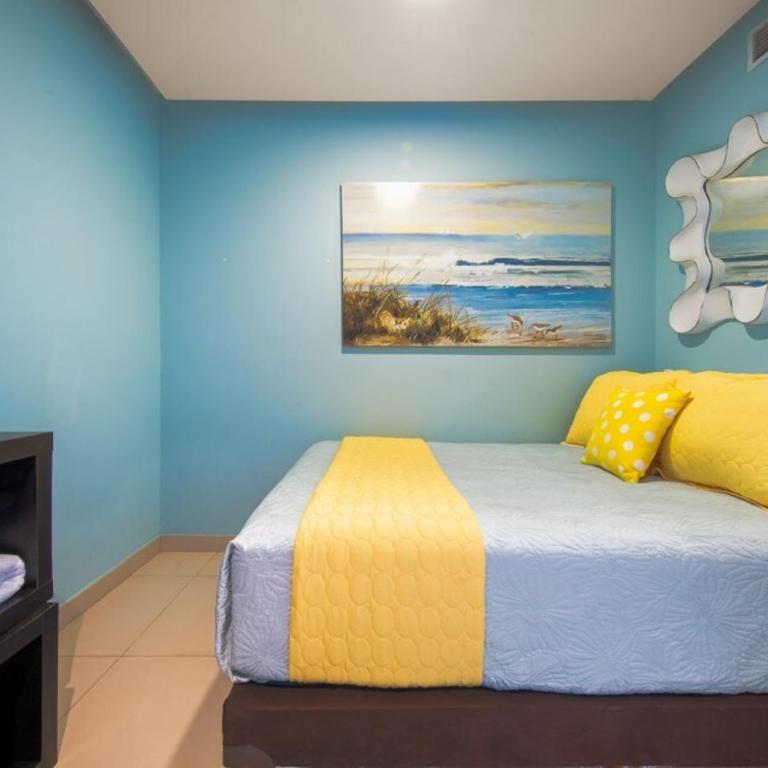 Oceanview 3BR Apt with Beach Access - Pool - Gym - Casa - 17