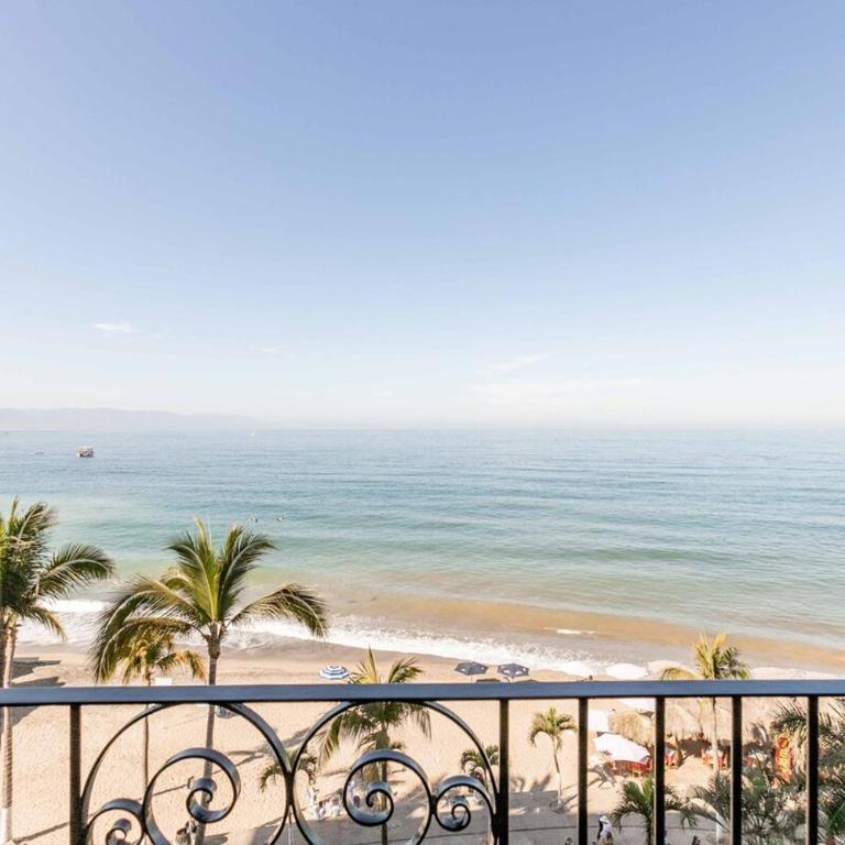 Ocean view 2Br Condo-Balcony-Beach-Pool - 610 - Casa - 48