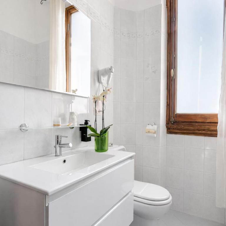 Florence Homestay Apartment - Appartamento con 3 Camere da Letto - 10