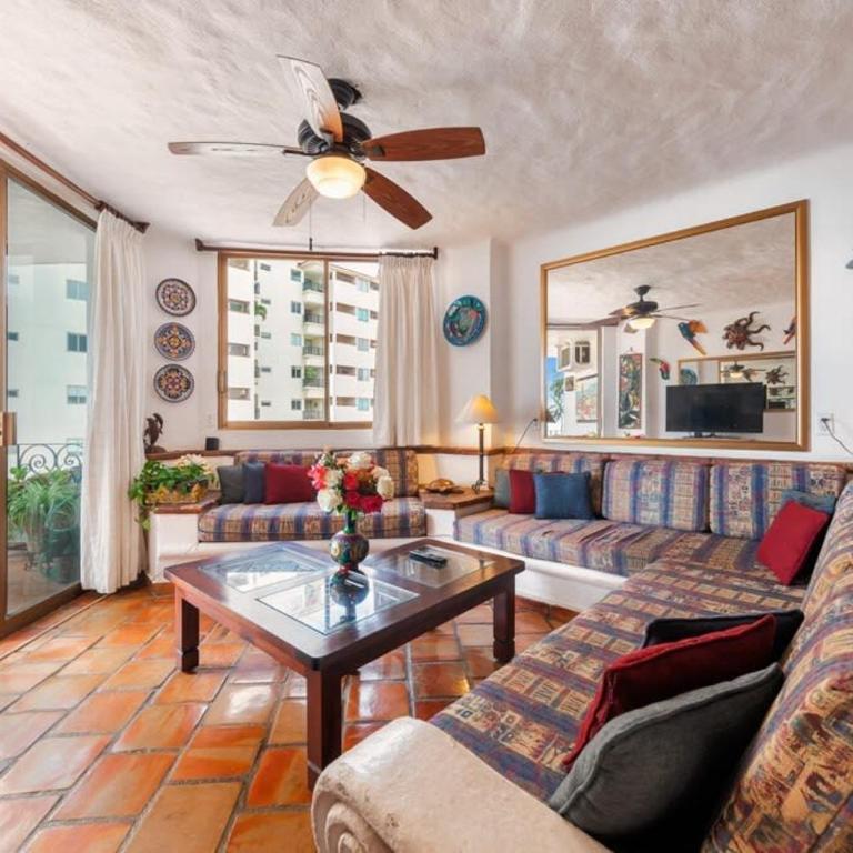Ocean view 2Br Condo-Balcony-Beach-Pool - 802 - Casa - 50