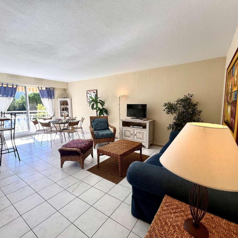 Appartement Confort 4 Pers, Proche Plage et Centre, Parking Inclus - Saint Raphaël - FR-1-226A-46 - Apartment (4 Erwachsene) - 5
