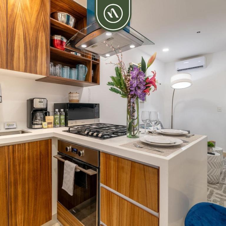 Centric 1 BR Condo in Zona Romantica - Pool - Vacation Home - 5