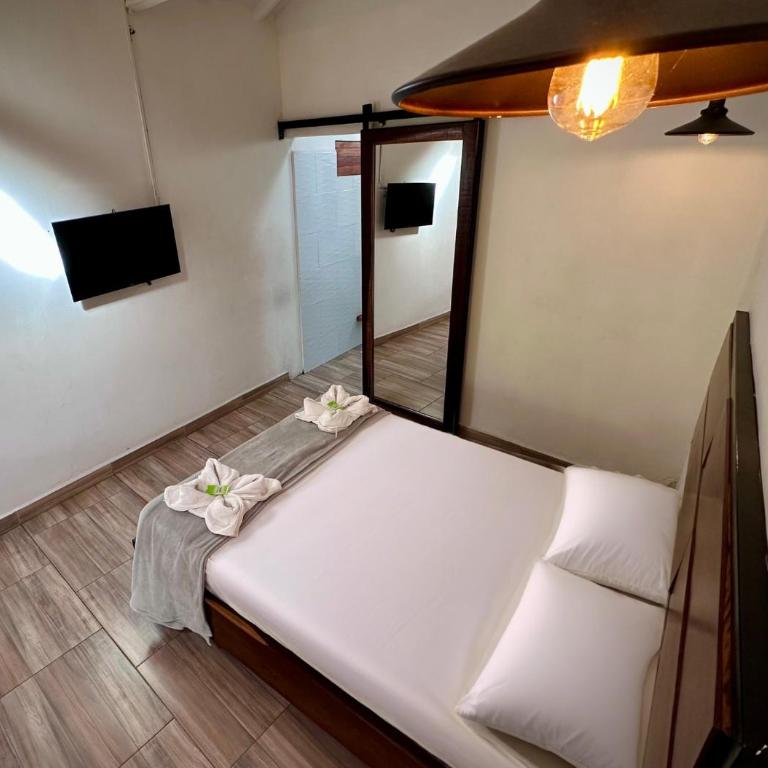 All Natural Glamping - Habitación Doble con baño privado - 5