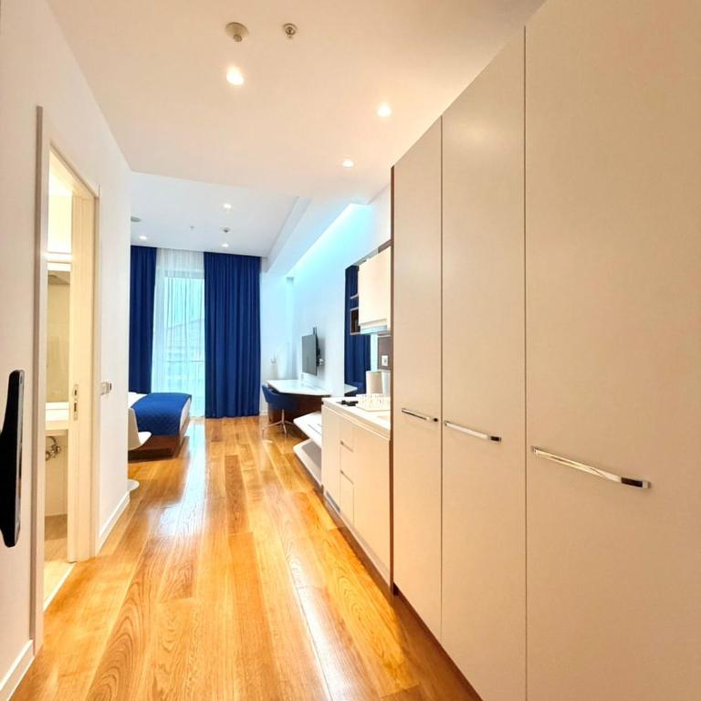 Condo Studio Plaza - King Studio - 15