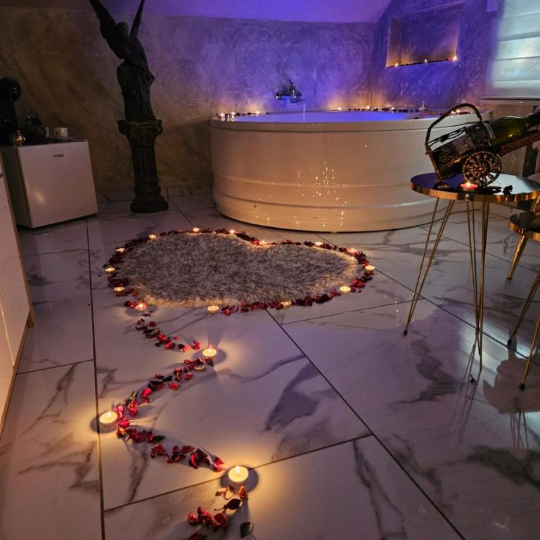 Jacuzzy Rooms Andjela - One-Bedroom Apartment - 14