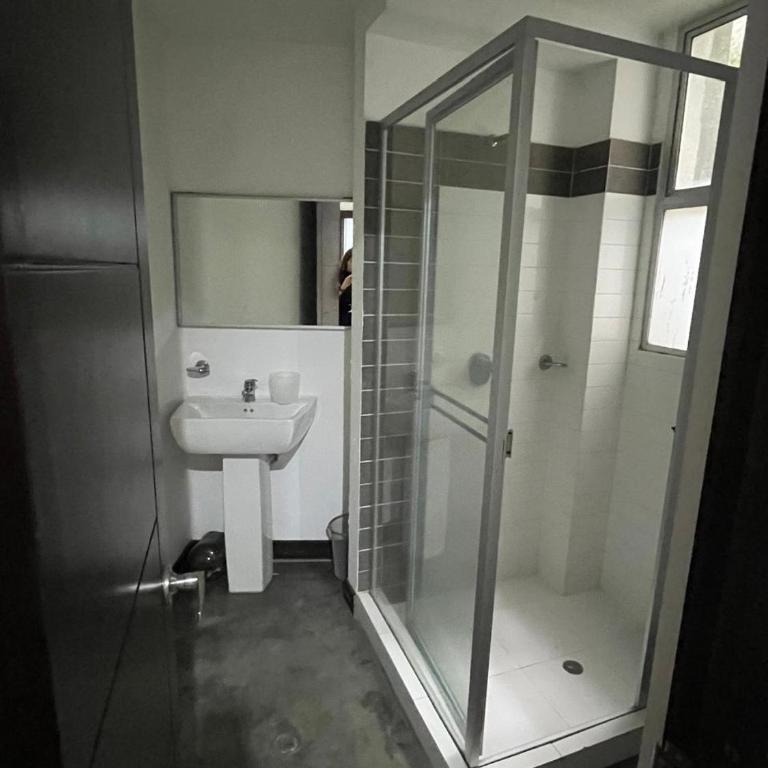 Apartamento con Studio y 2 hab en Zona Top en Cali - Apartamento de 2 dormitorios - 13