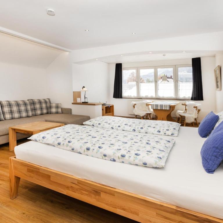 Gästehaus Maxheim - Deluxe Doppelzimmer - 7
