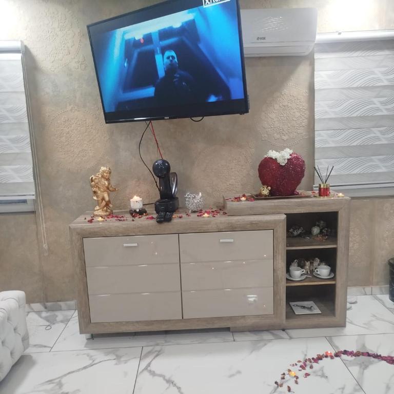 Jacuzzy Rooms Andjela - One-Bedroom Apartment - 16