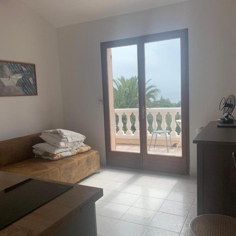 Villa with SEA VIEW, 1 km from the BEACH and CITY CENTER, BBQ, Tennis close by - Villa - 13