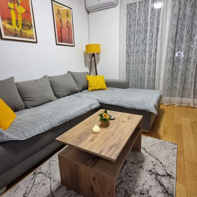 Apartman Dea Lux Novi Sad - Garage Parking -WiFi - Apartman - 55