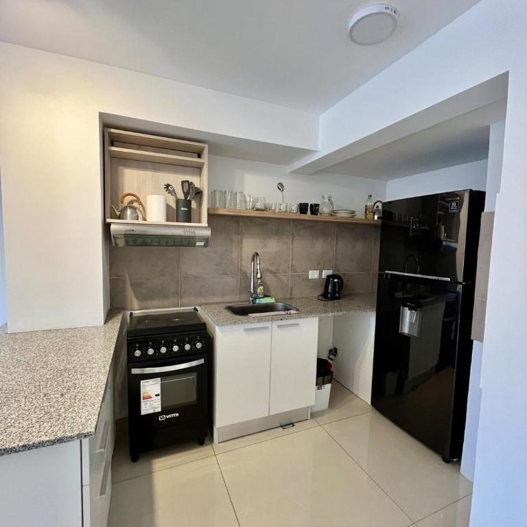 Bariloche con balcon y estacionamiento - One-Bedroom Apartment - 7