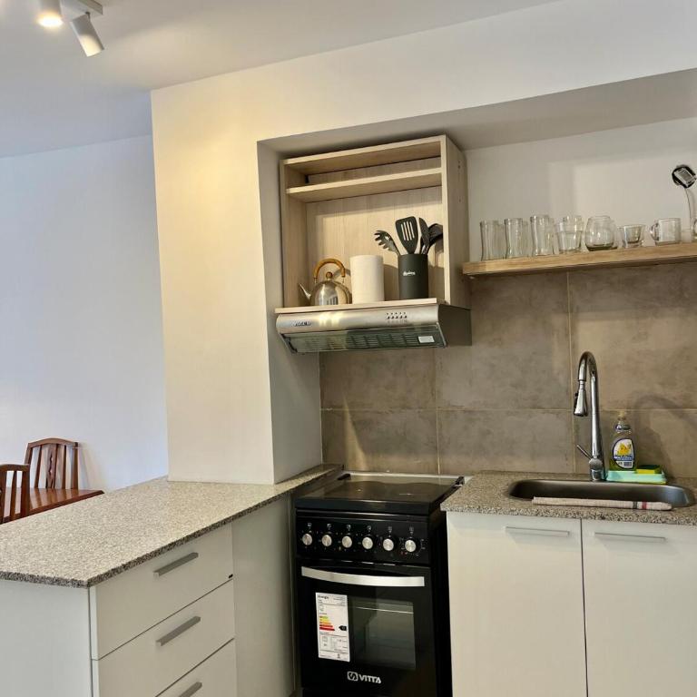 Bariloche con balcon y estacionamiento - One-Bedroom Apartment - 8
