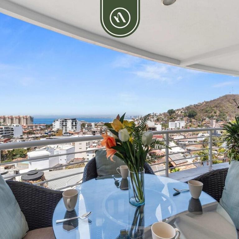 Stunning 2 BR Condo - Oceanview Terrace - Downtown - Casa - 1