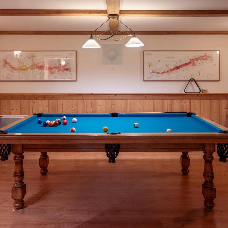 Chalet familial proche pistes et commerces, 4 chambres, accepte animaux - FR-1-566-76 - Chalet - 2