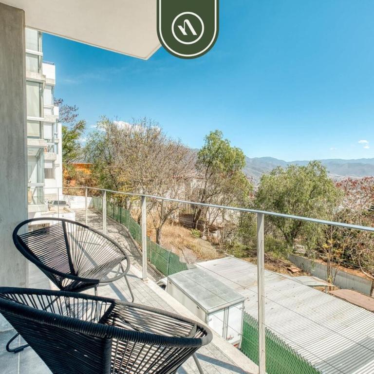 3 BR Condo - Panoramic Views - 5 Min to Downtown - Vacation Home - 30