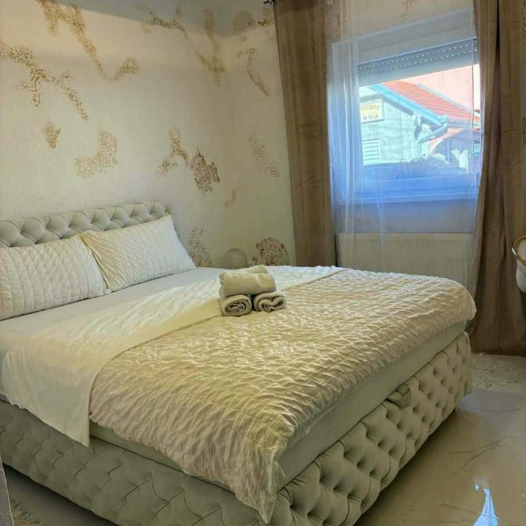 Jacuzzy Rooms Andjela - Deluxe Double Room with Bath - 1