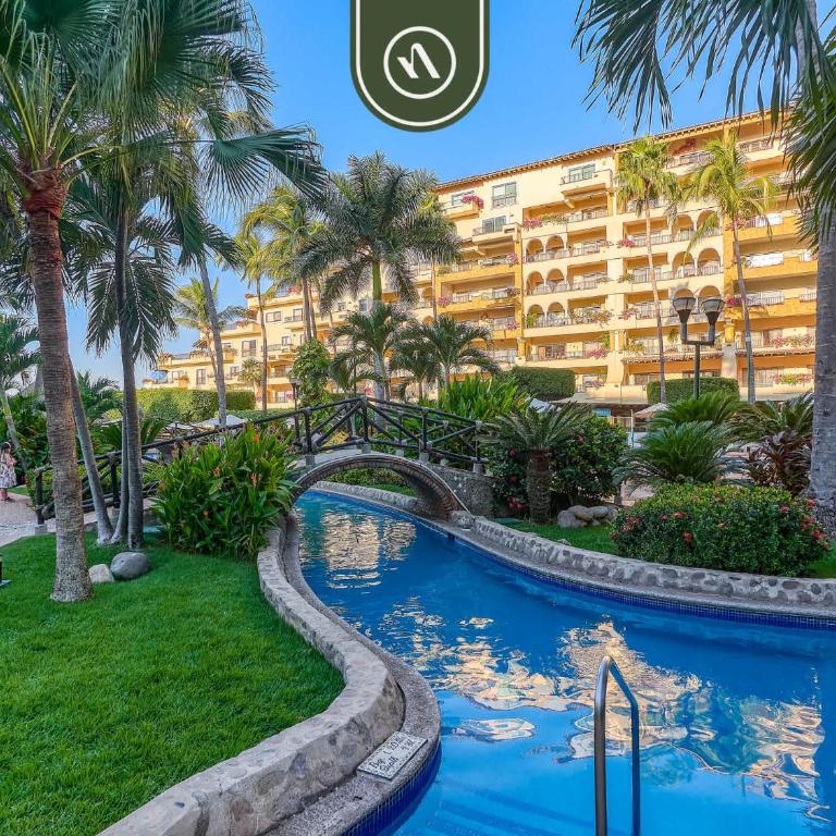Beachfront 2 BR Condo - Beach - Pools - Tennis - Vacation Home - 4