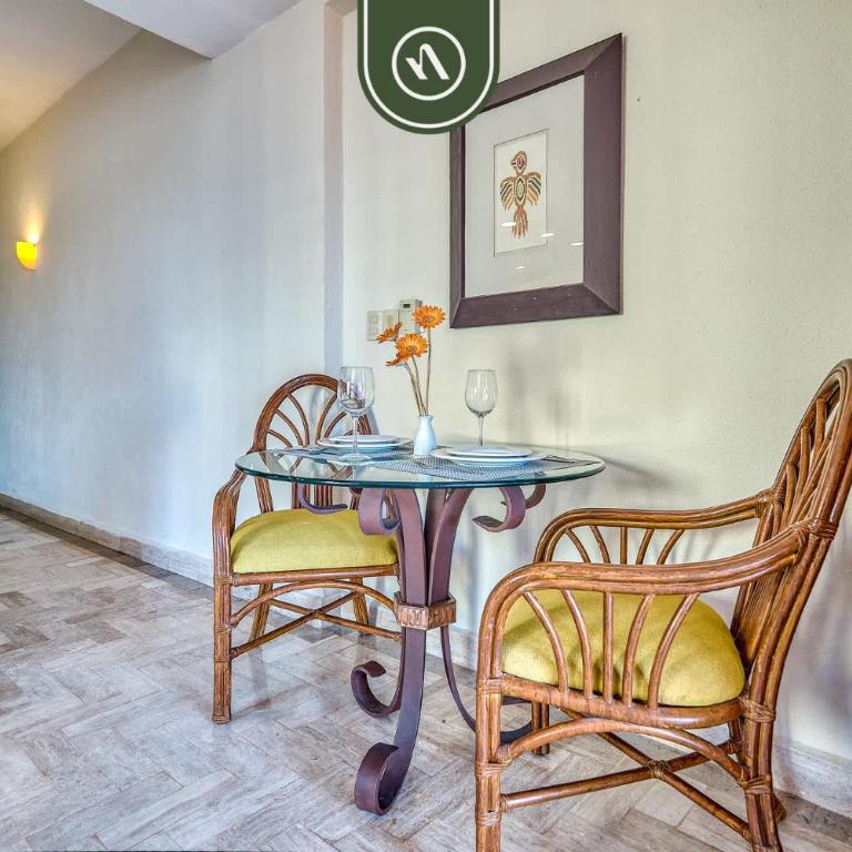 Beachfront 2 BR Condo - Beach - Pools - Tennis - Vacation Home - 9