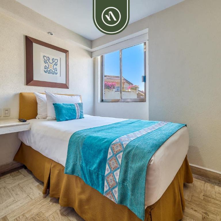 Beachfront 2 BR Condo - Beach - Pools - Tennis - Vacation Home - 14