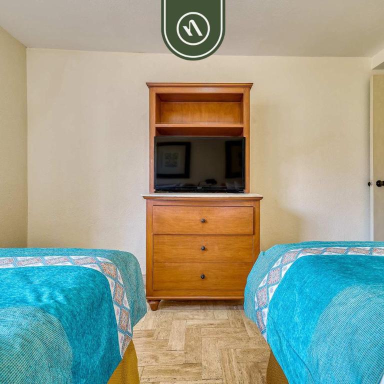 Beachfront 2 BR Condo - Beach - Pools - Tennis - Vacation Home - 15