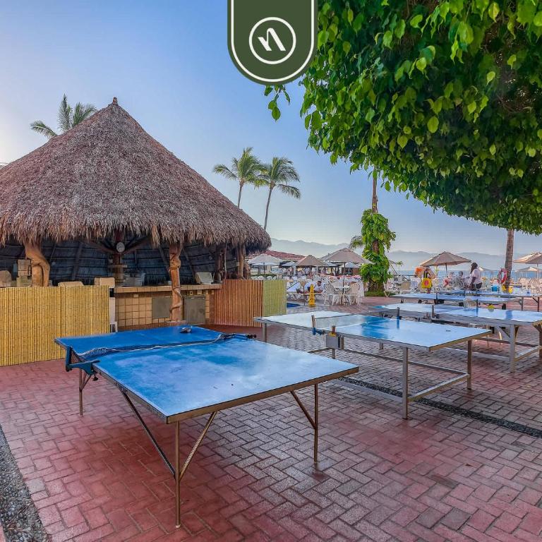 Beachfront 2 BR Condo - Beach - Pools - Tennis - Vacation Home - 42