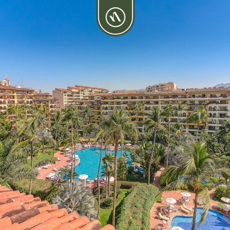 Beachfront 2 BR Condo - Beach - Pools - Tennis - Vacation Home - 43