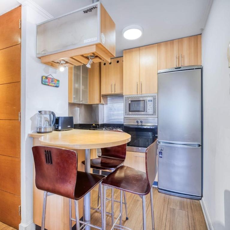 Blue Pink Home Apartment - Wifi & Gym near Escuela Militar - Two-Bedroom Apartment - 2